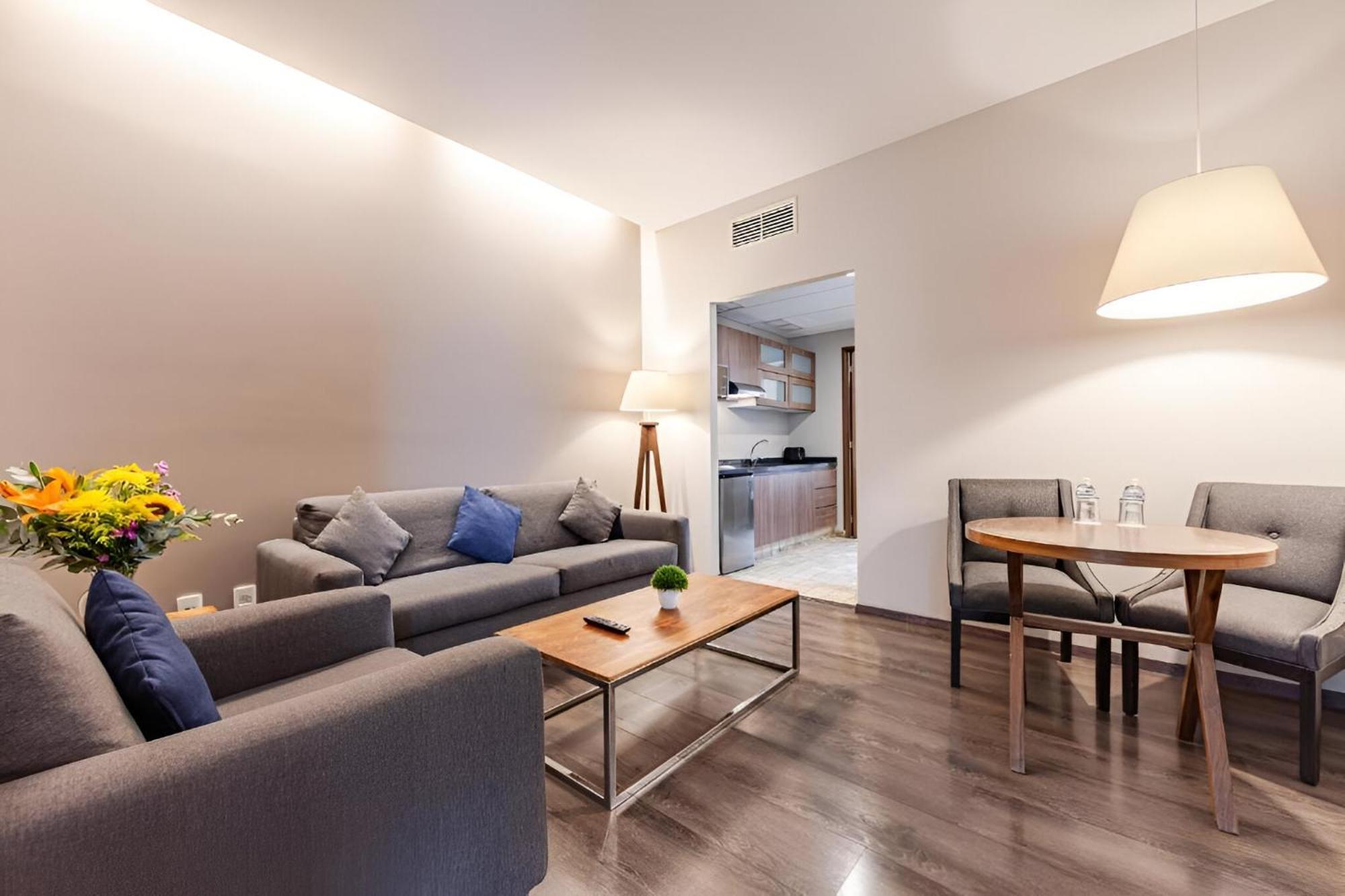 Suites Del Angel Мехико Экстерьер фото